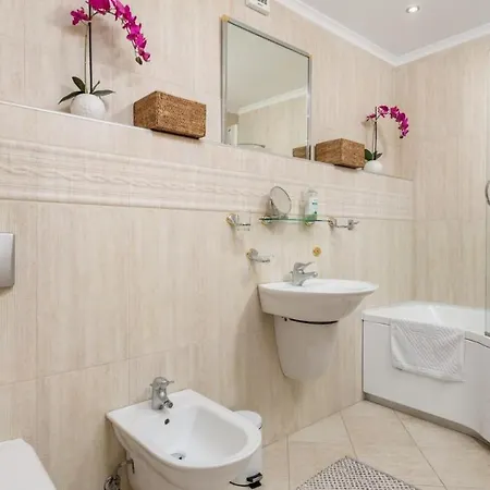 Rona Luxury Alba