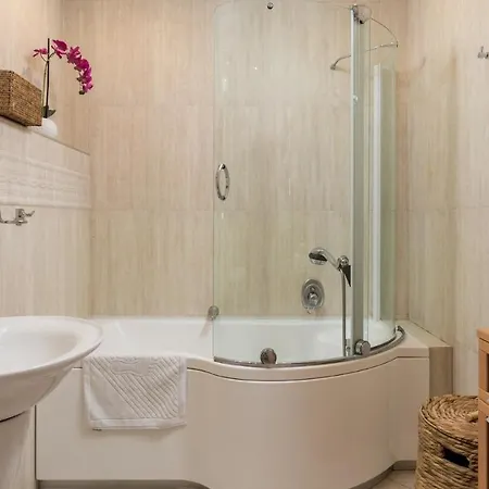 Apartment Rona Luxury Alba